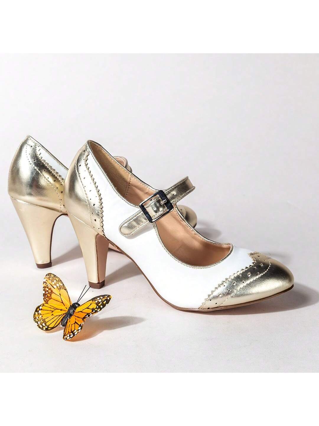 Kym | Gold and White