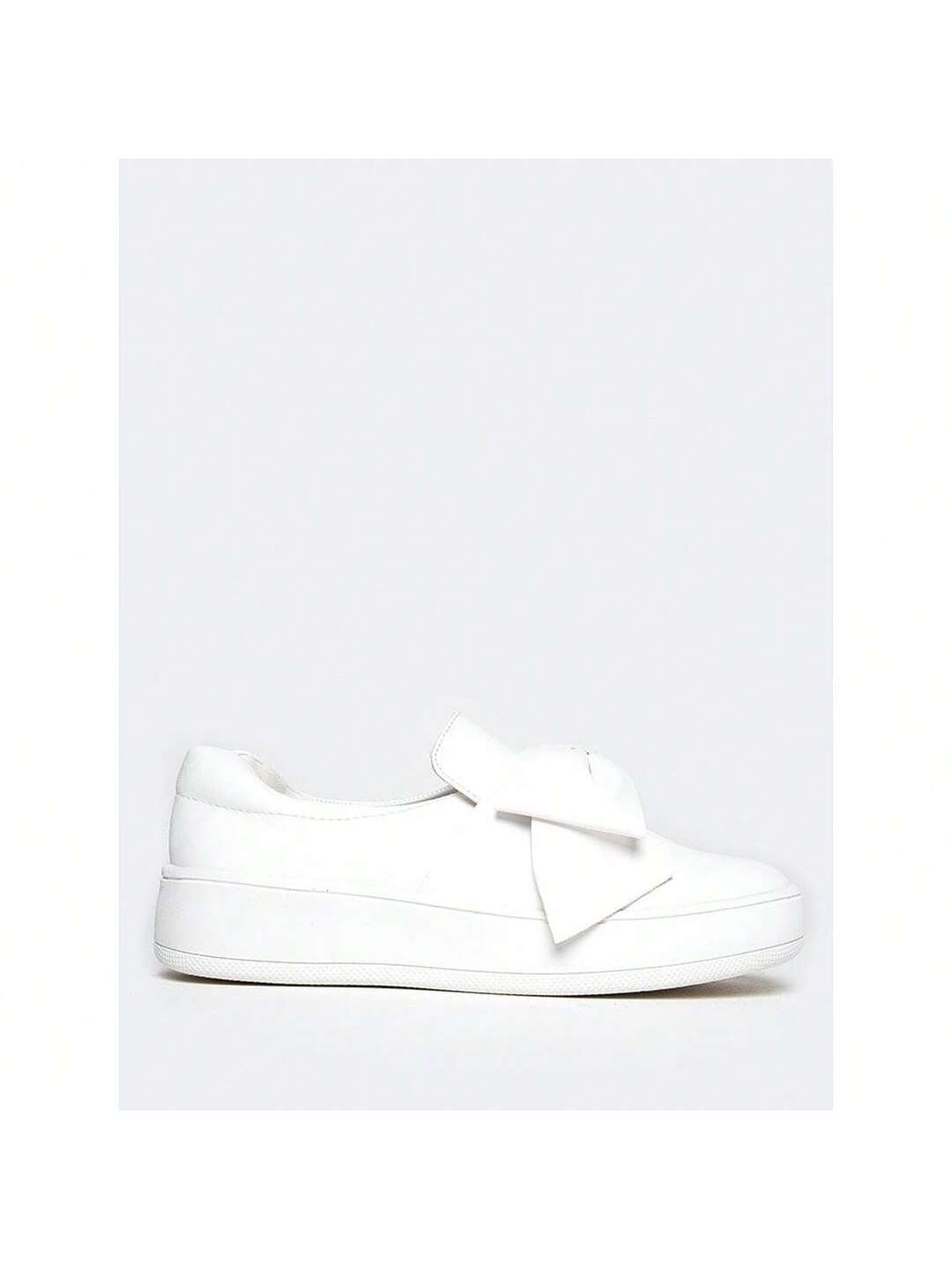 wally-white