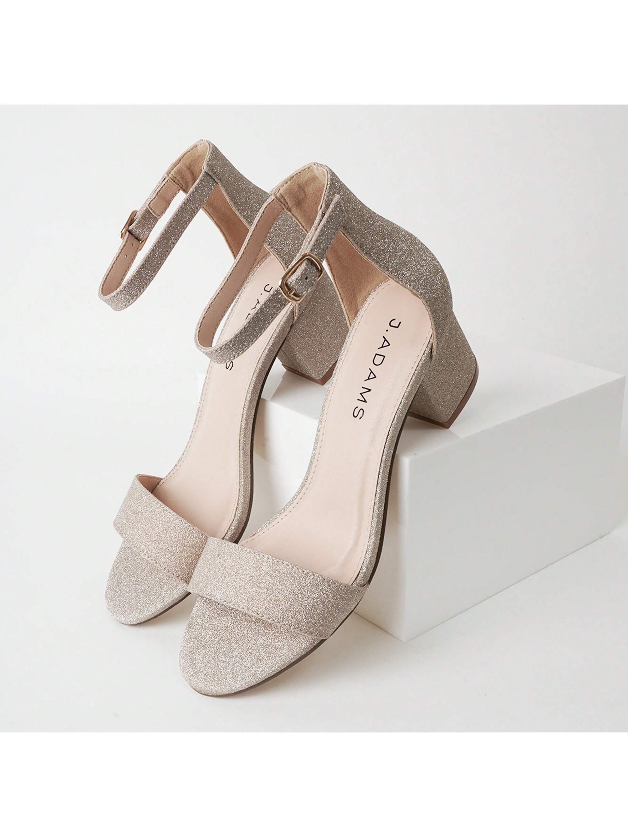 daisy-fine-gold-glitter