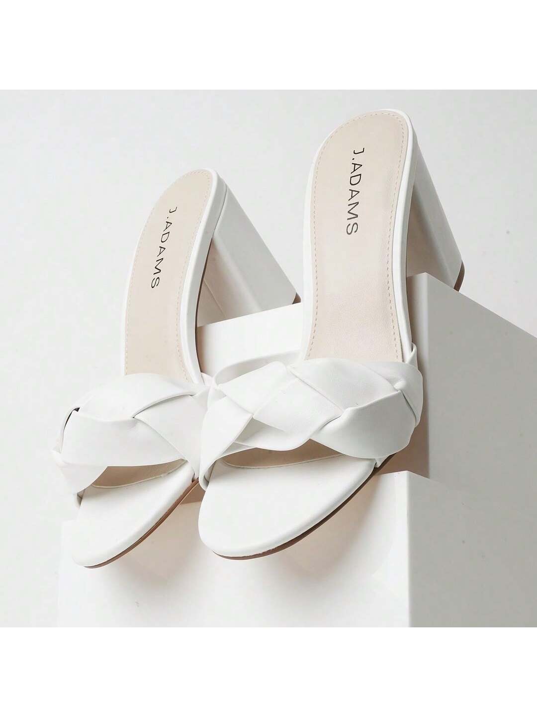 tori-white