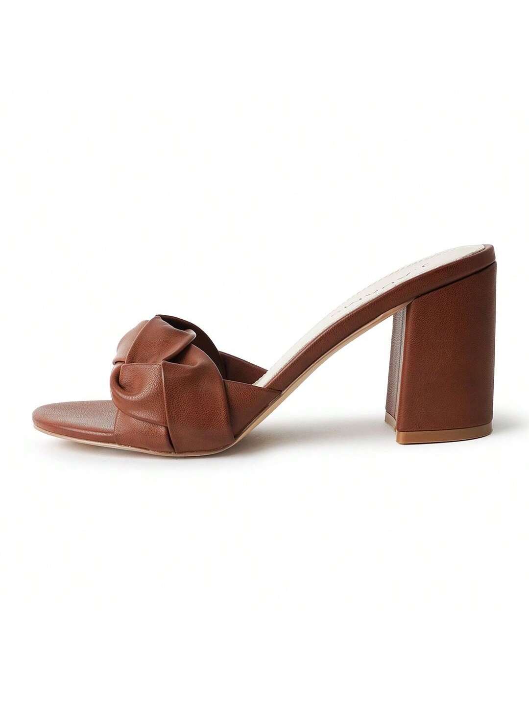 tori-chestnut