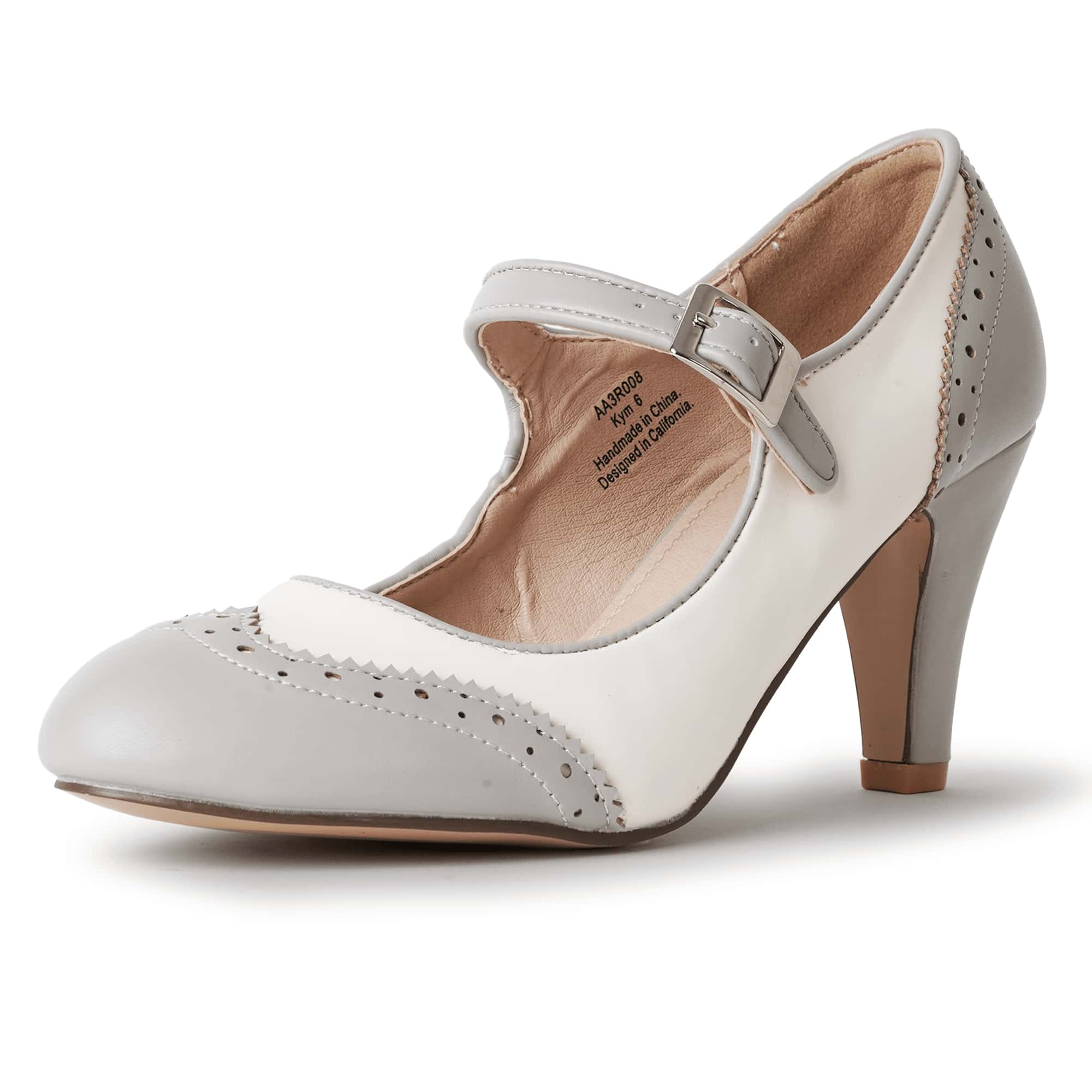 kym-grey-and-white