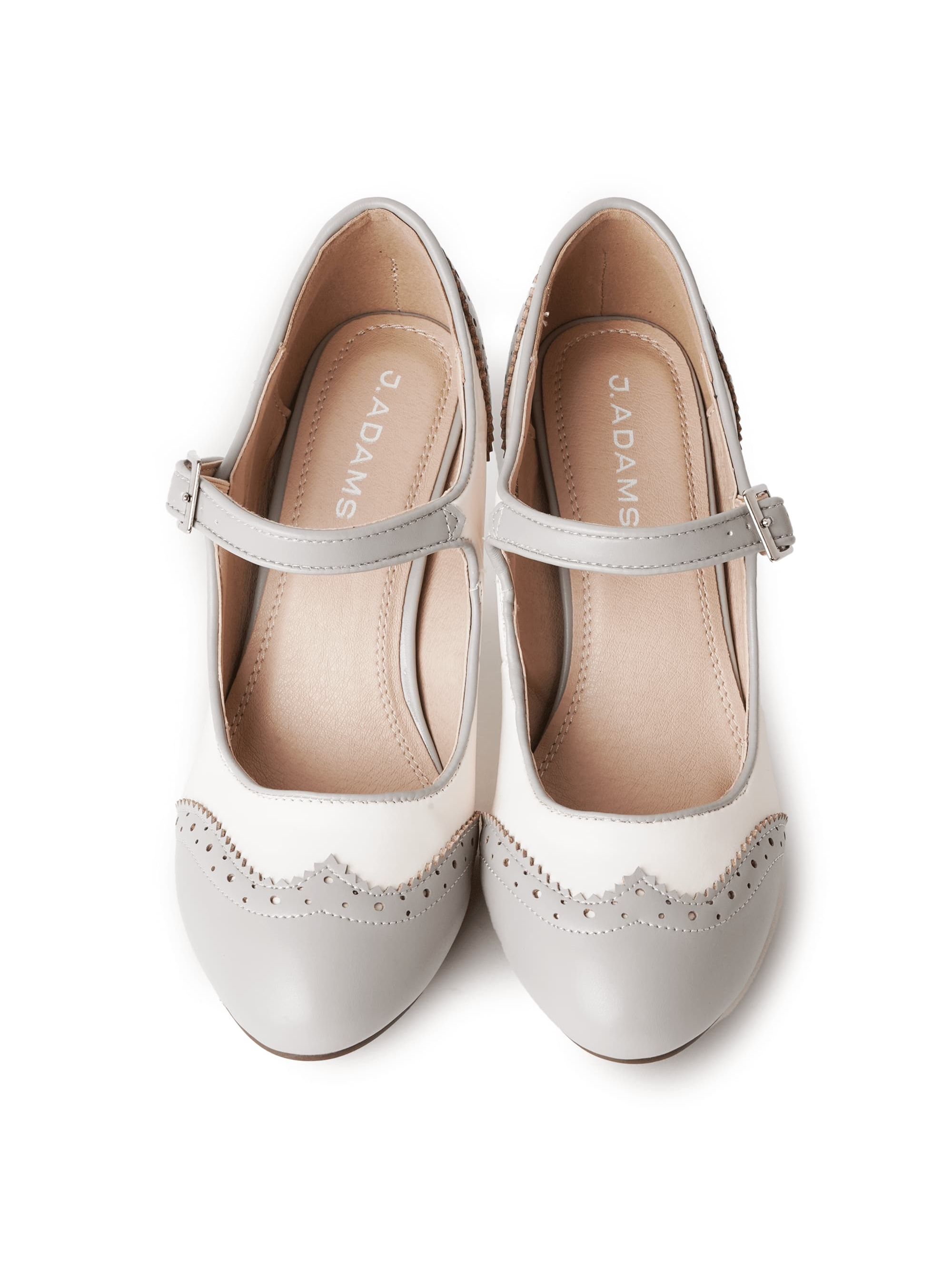 kym-grey-and-white