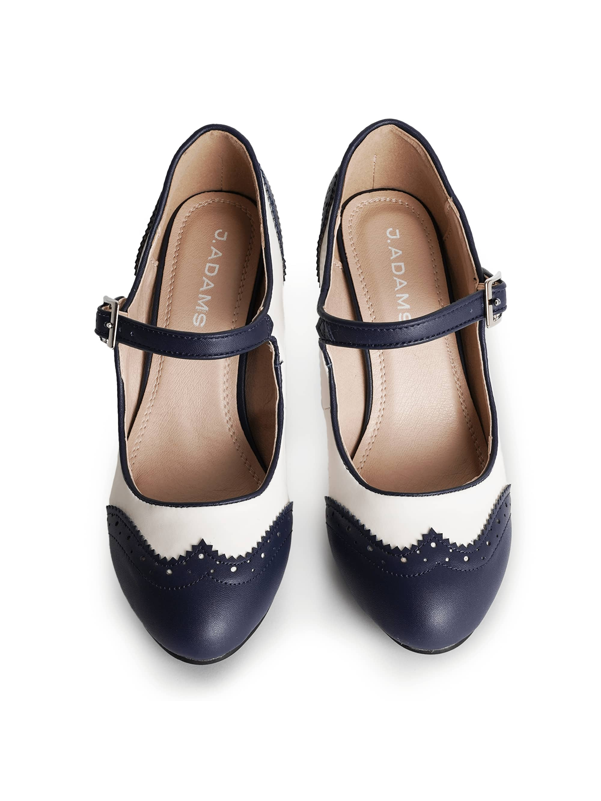 kym-navy-and-white