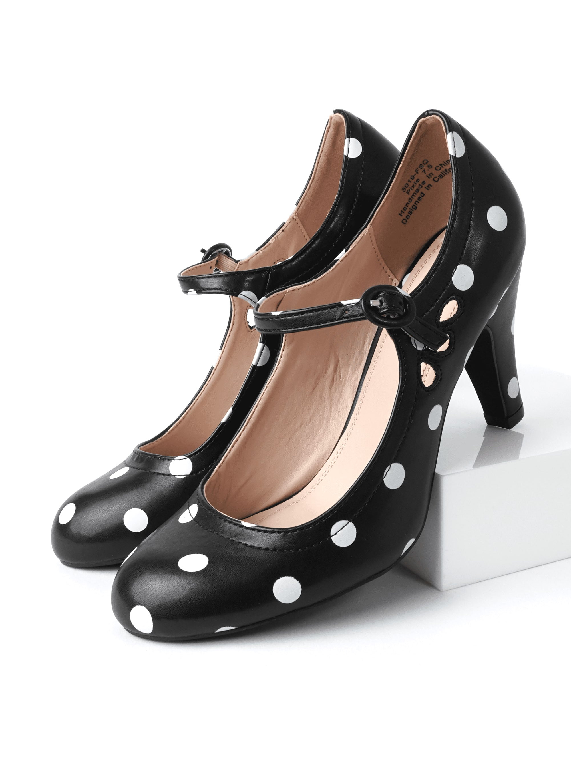 pixie-black-polka
