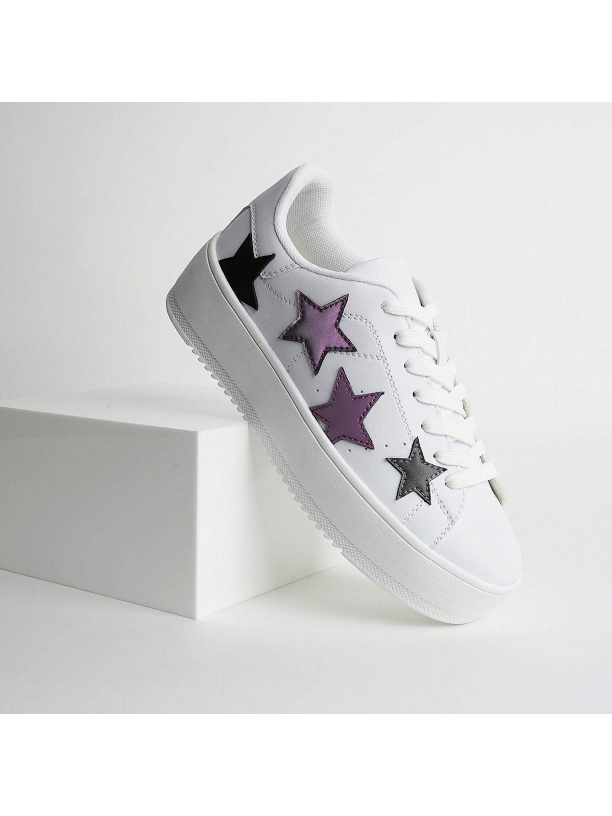 hero-white-multi-star