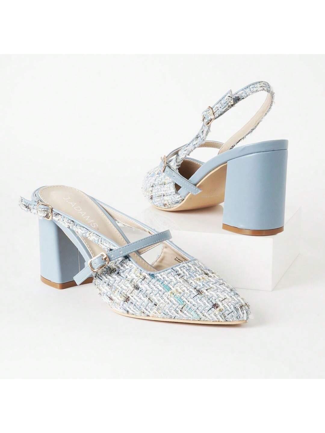 lori-blue