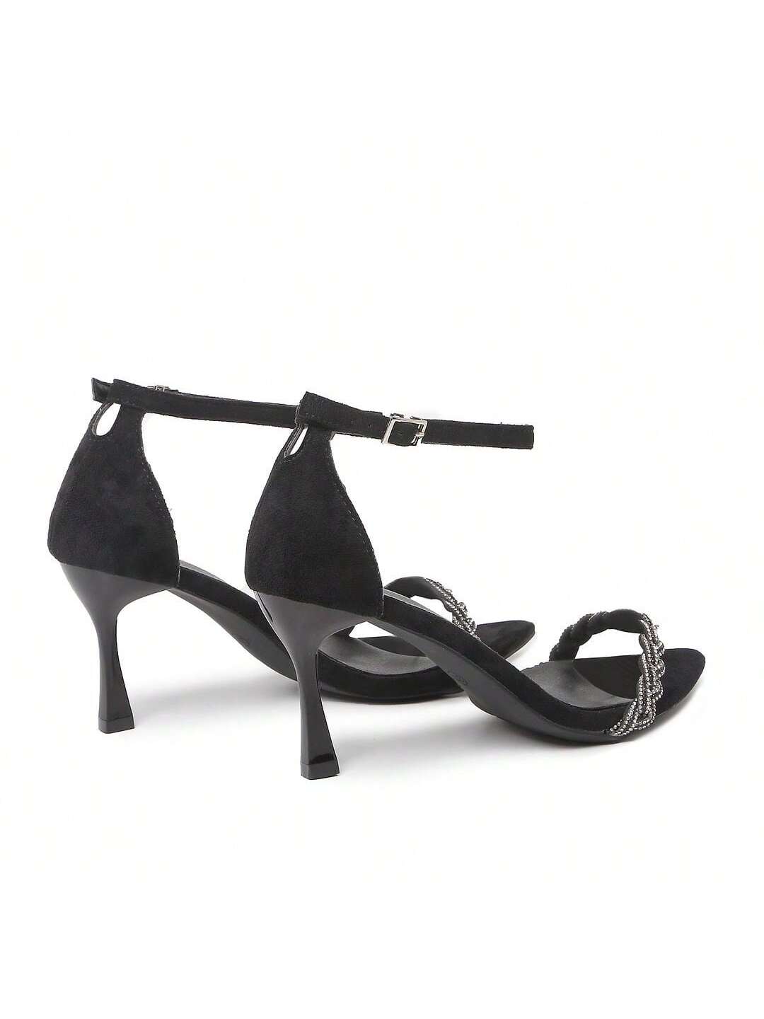 bella-black