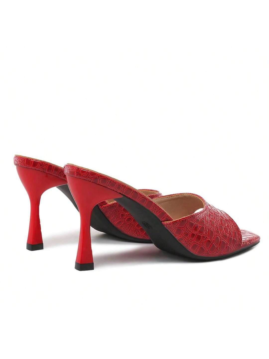 sophia-red