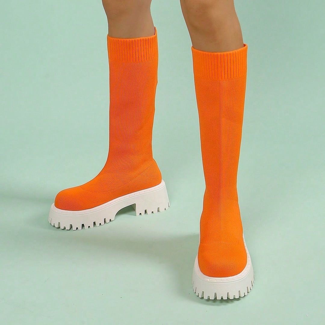 vanessa-orange