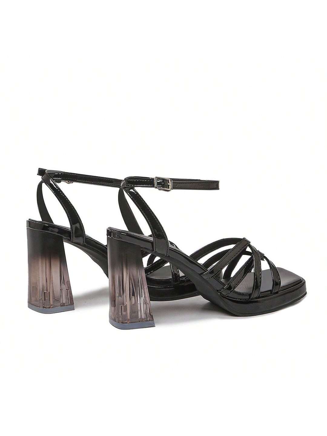victoria-black