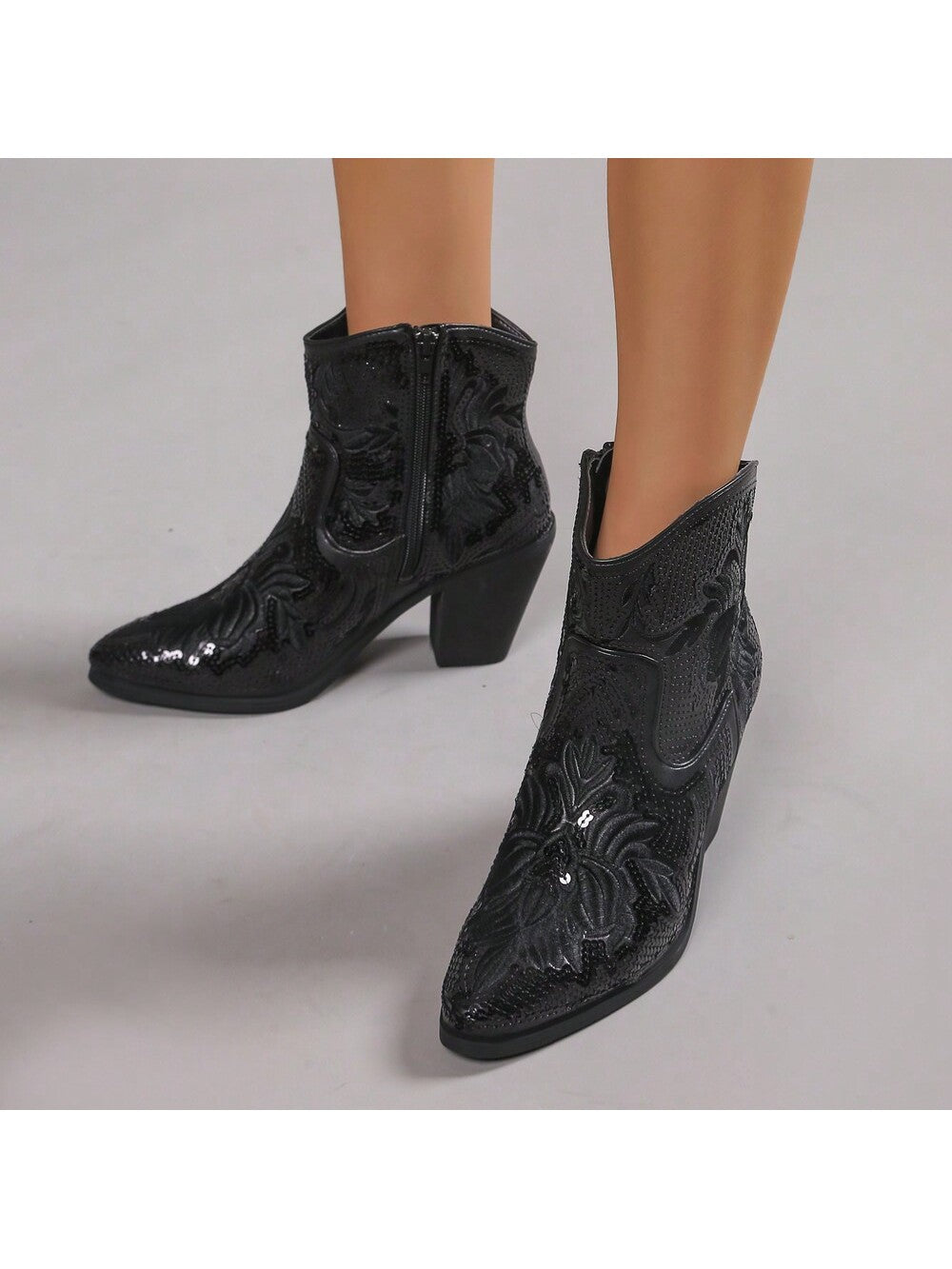 cassidy-black