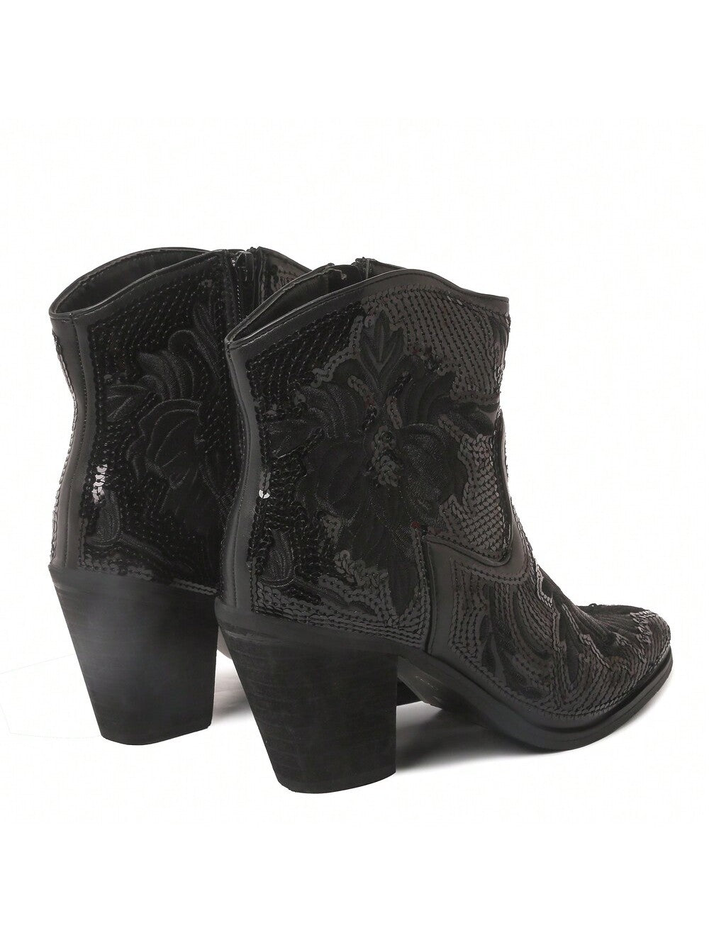 cassidy-black
