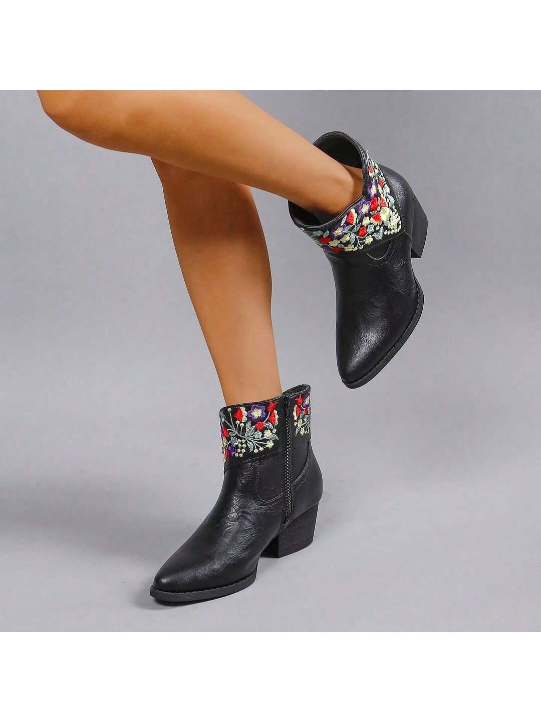 corral-black