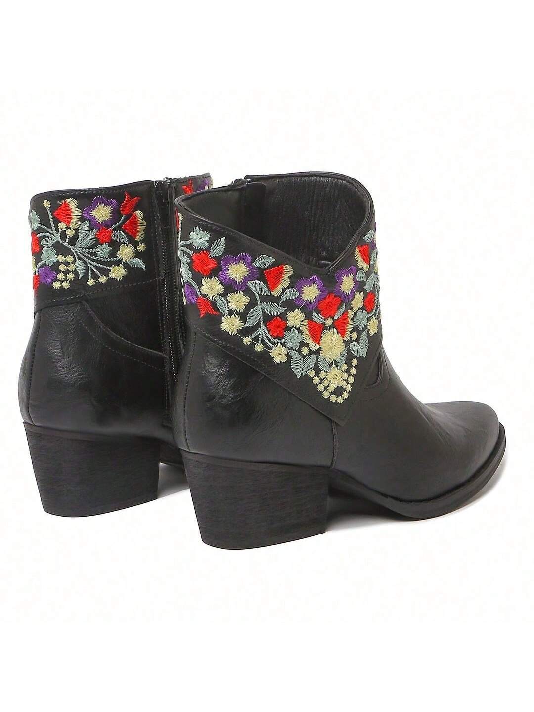 corral-black