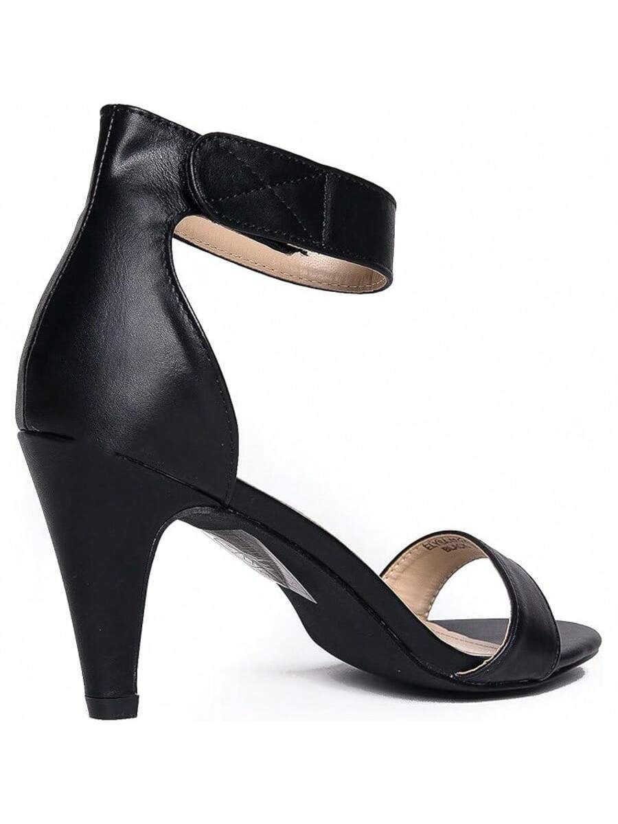 sleek-black-pu