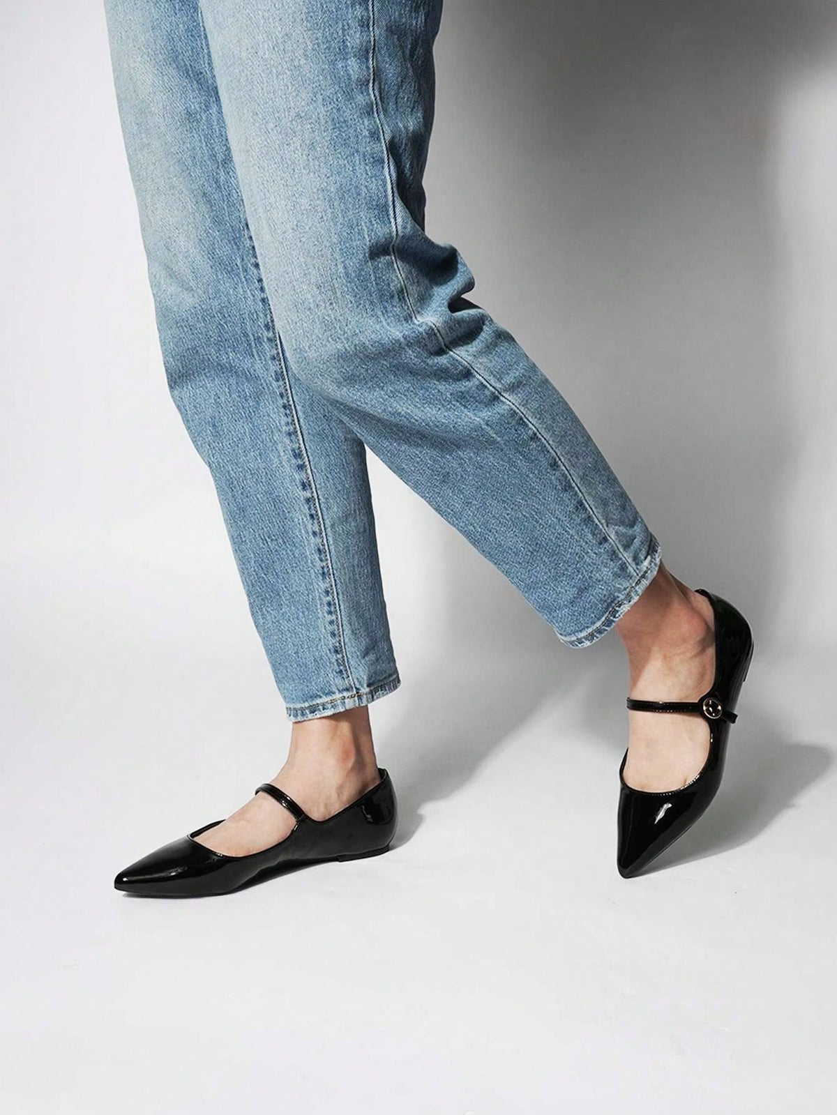 Verify – Black Patent