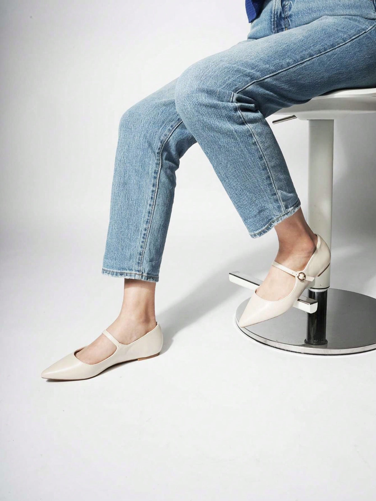 Verify – Beige