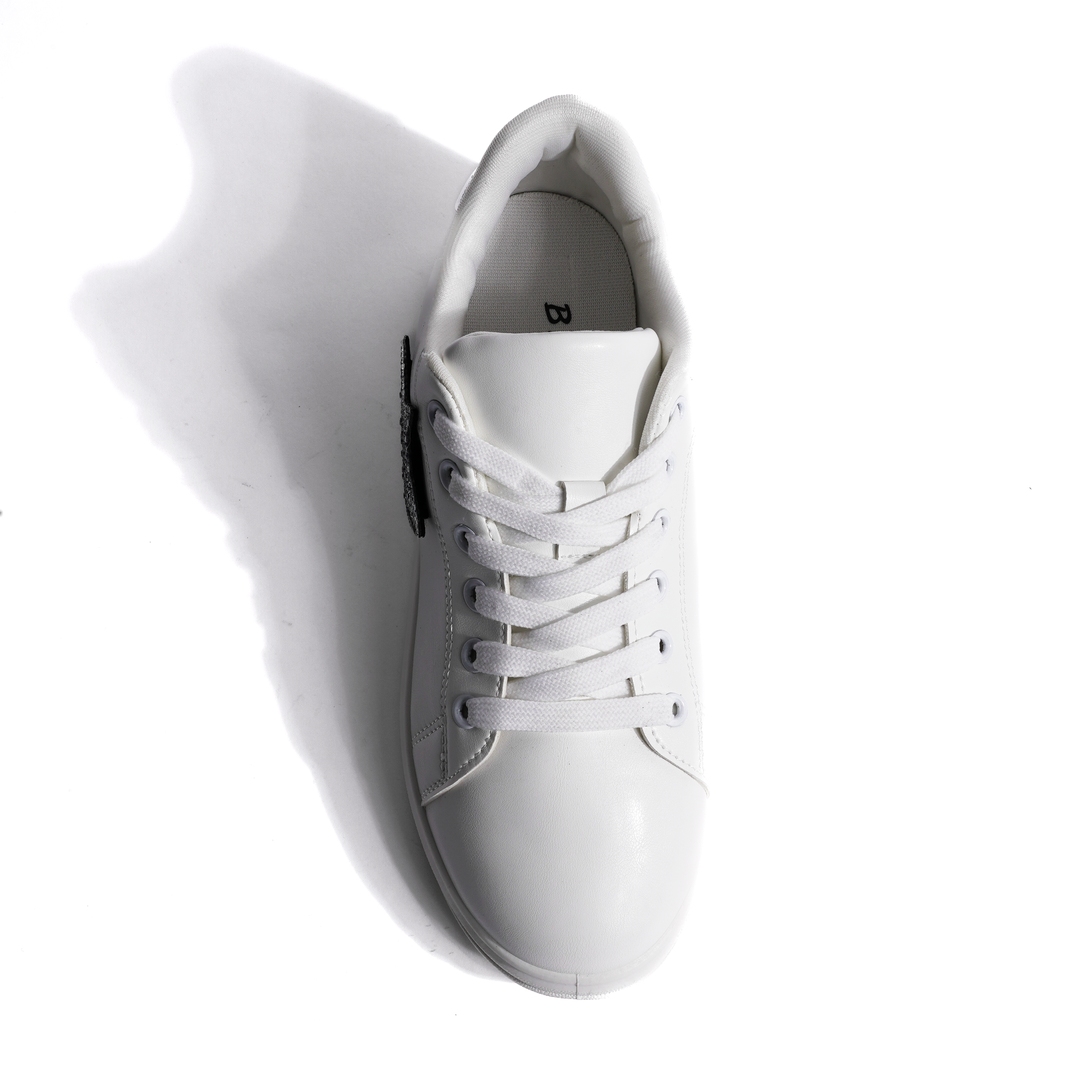Vivi – White