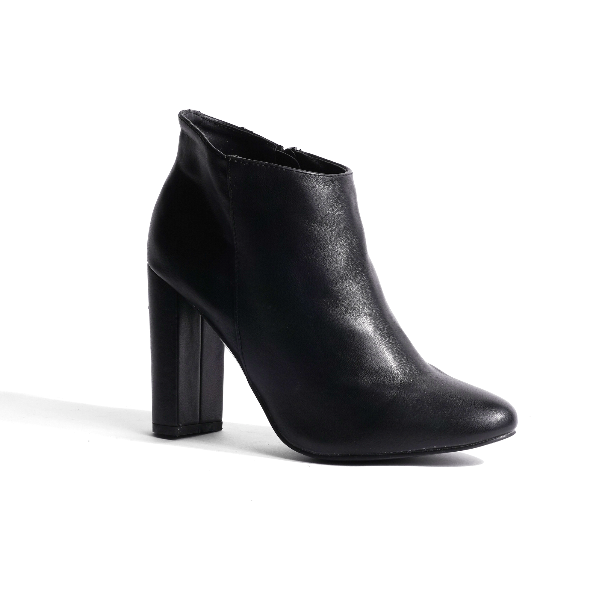 Lisa – Black