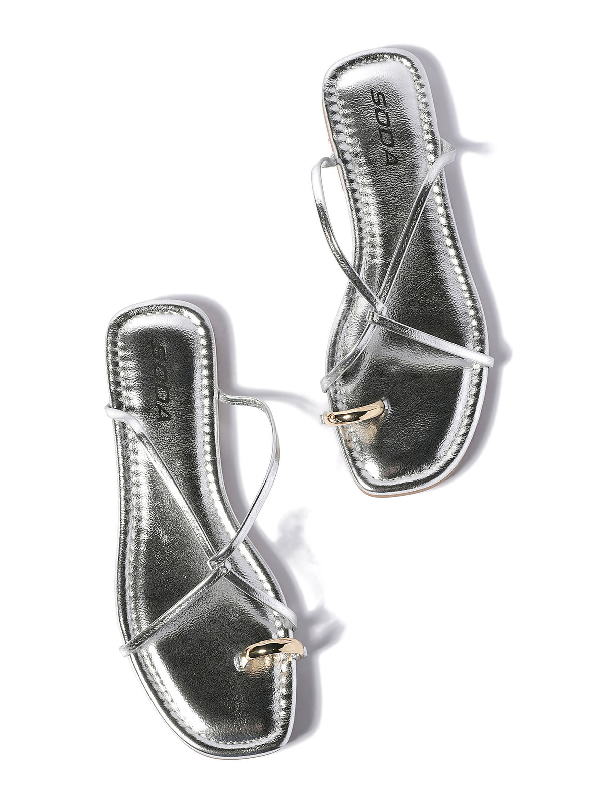 Showing – Silver