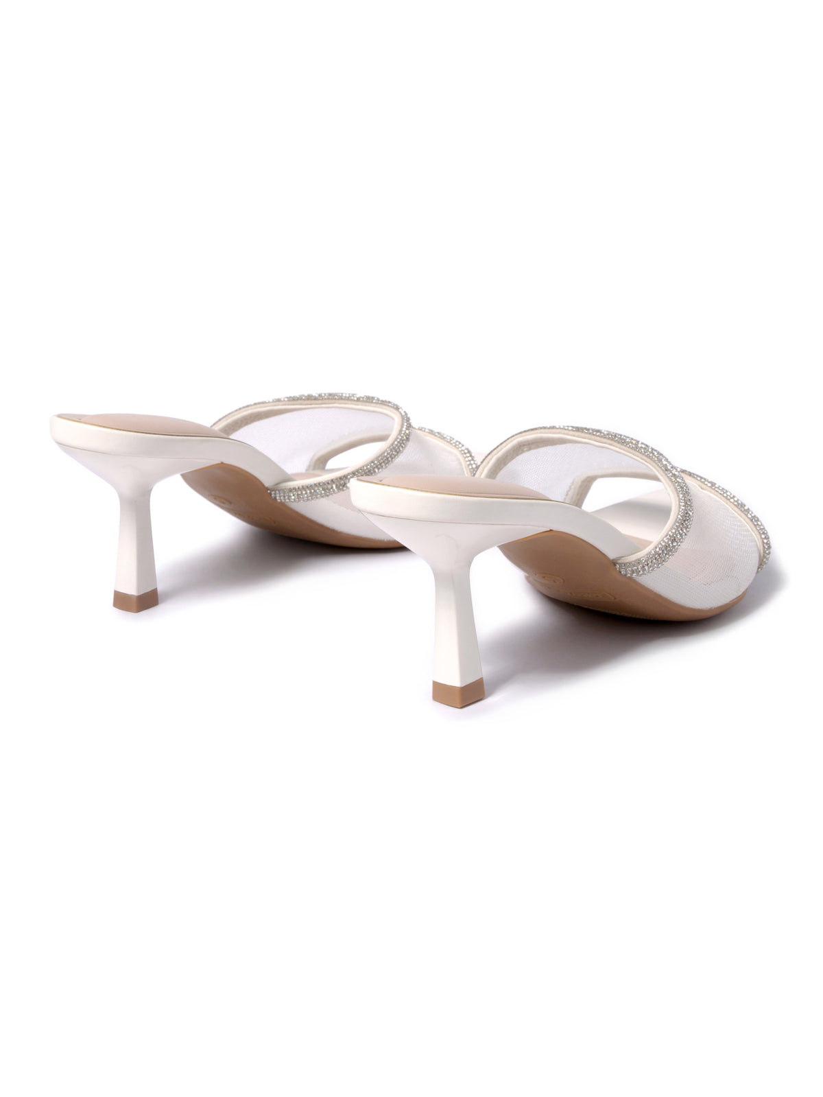 Susan – Ivory